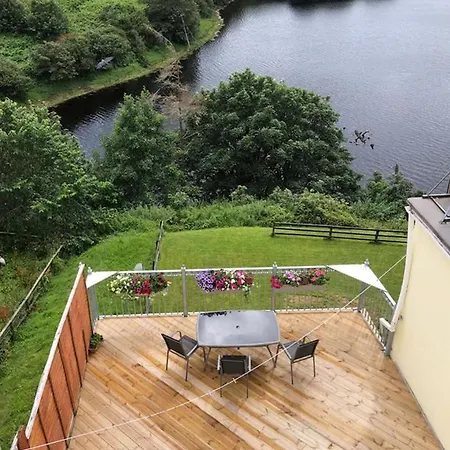 펜션 White Heather- 3 Bedroom House *