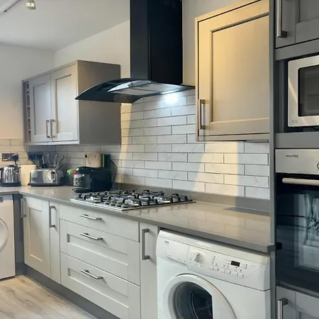 White Heather- 3 Bedroom House 펜션